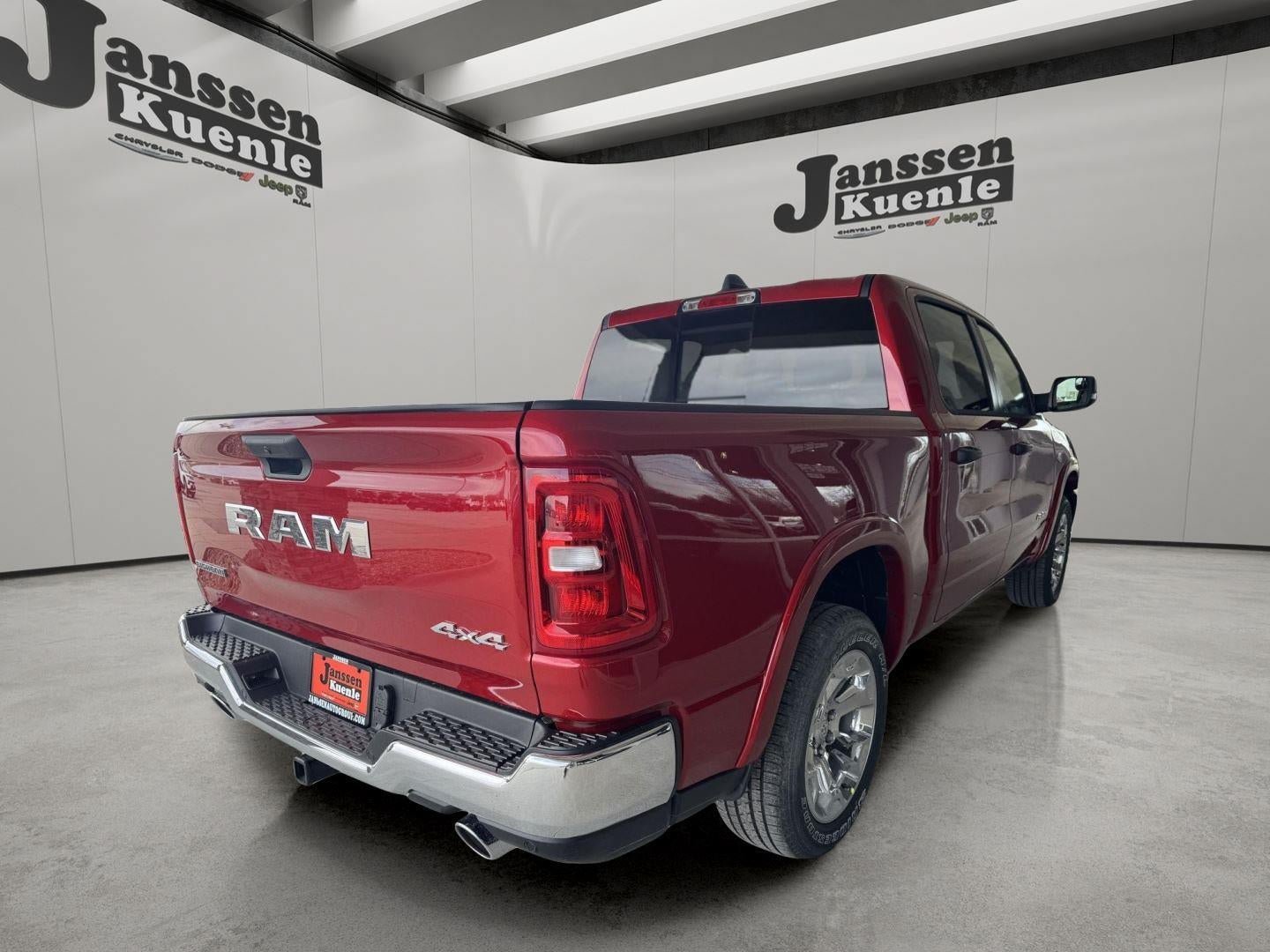 New 2026 RAM 1500 Big Horn AWD/4WD image 3