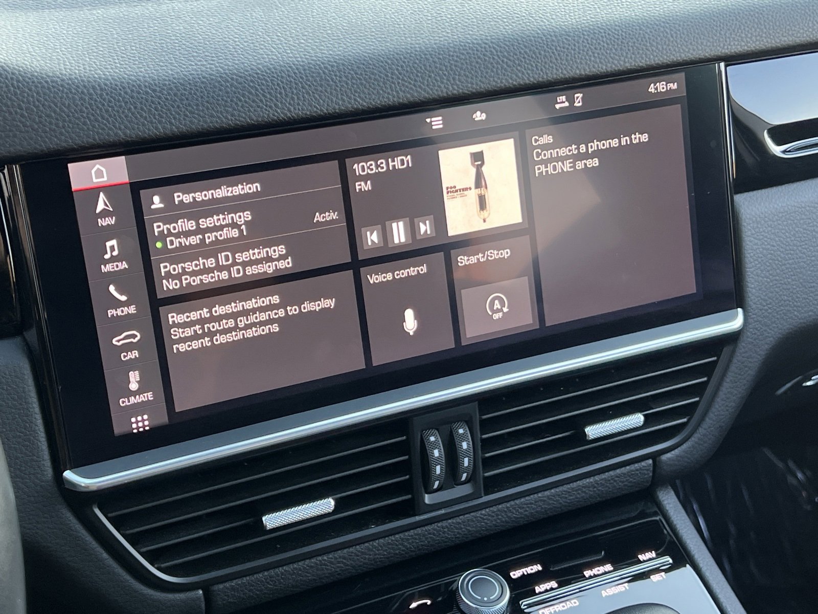 Certified 2021 Porsche Cayenne Coupe image 29