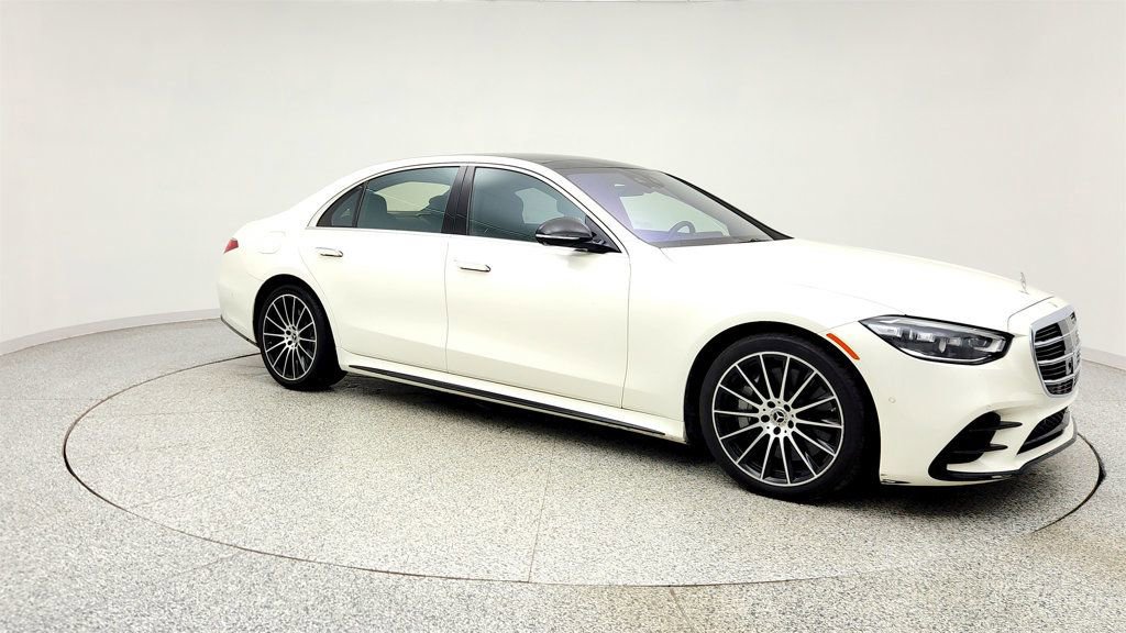 Used 2021 Mercedes-Benz S 580 4MATIC Sedan w/ AMG Line image 3