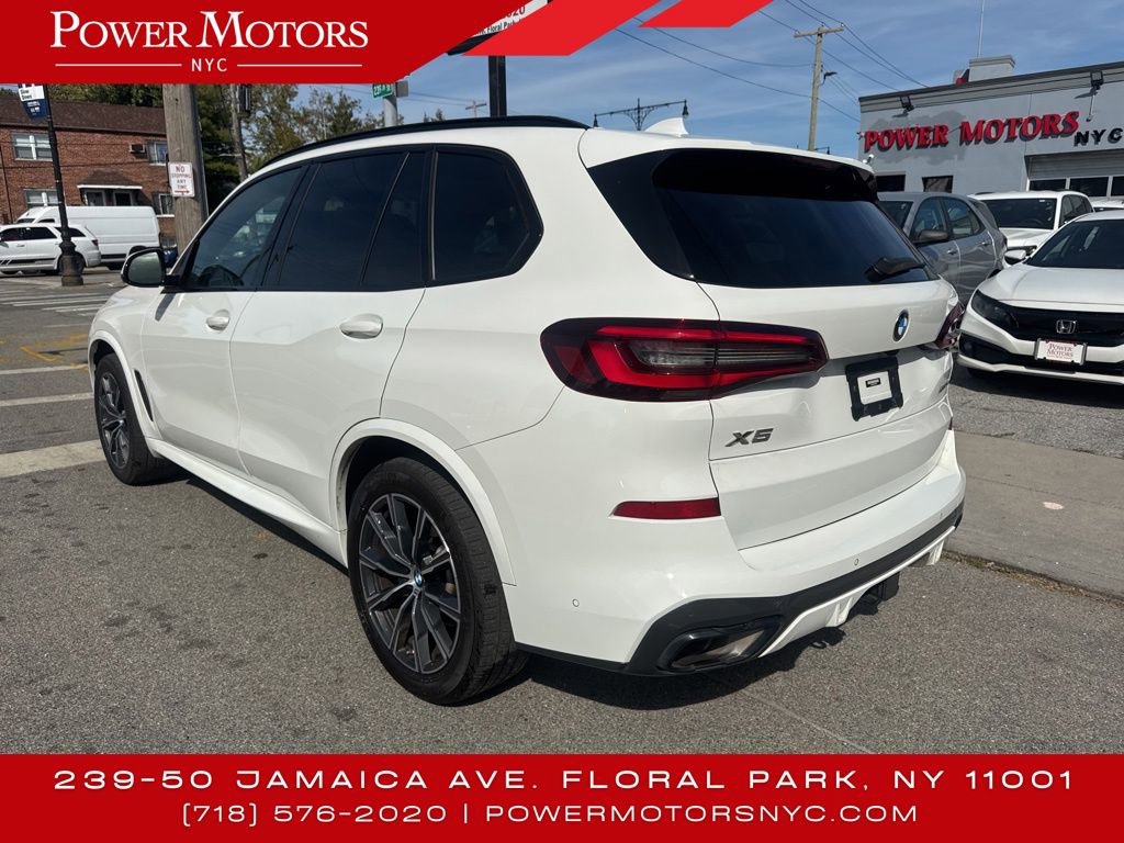 Used 2023 BMW X5 xDrive40i w/ M Sport Package image 3