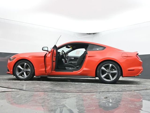 Used 2016 Ford Mustang Coupe w/ Equipment Group 051A image 43
