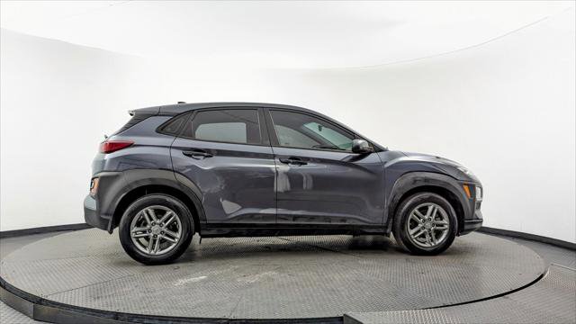 Used 2021 Hyundai Kona SE image 8