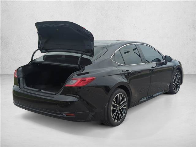 Used 2026 Toyota Camry XLE w/ Premium Plus Package FWD image 10