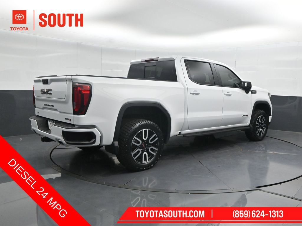 Used 2023 GMC Sierra 1500 AT4 w/ AT4 Premium Package AWD/4WD image 2