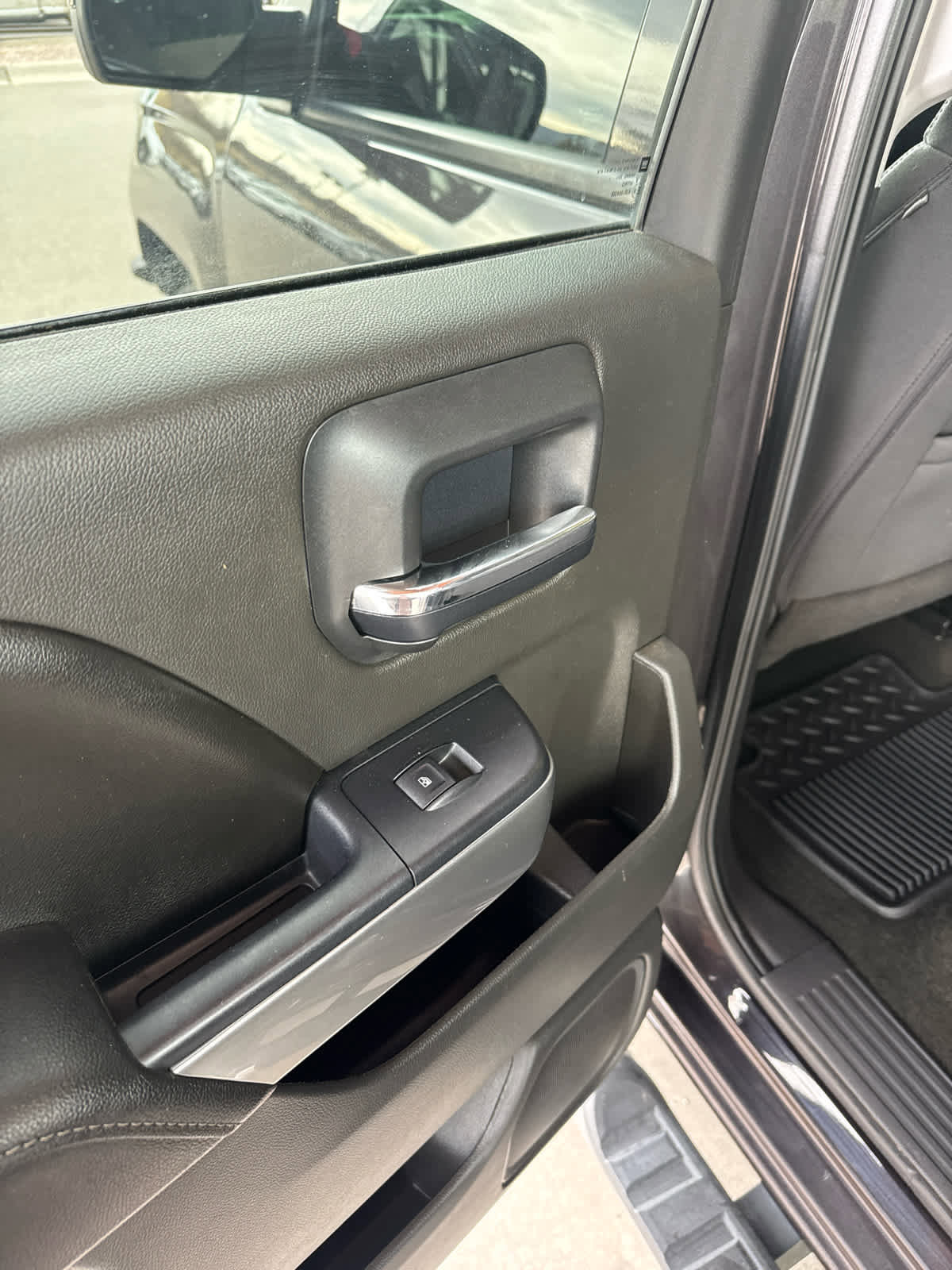 Used 2016 Chevrolet Silverado 1500 LT w/ All Star Edition image 31