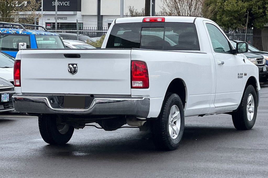 Used 2018 RAM 1500 Classic SLT image 3