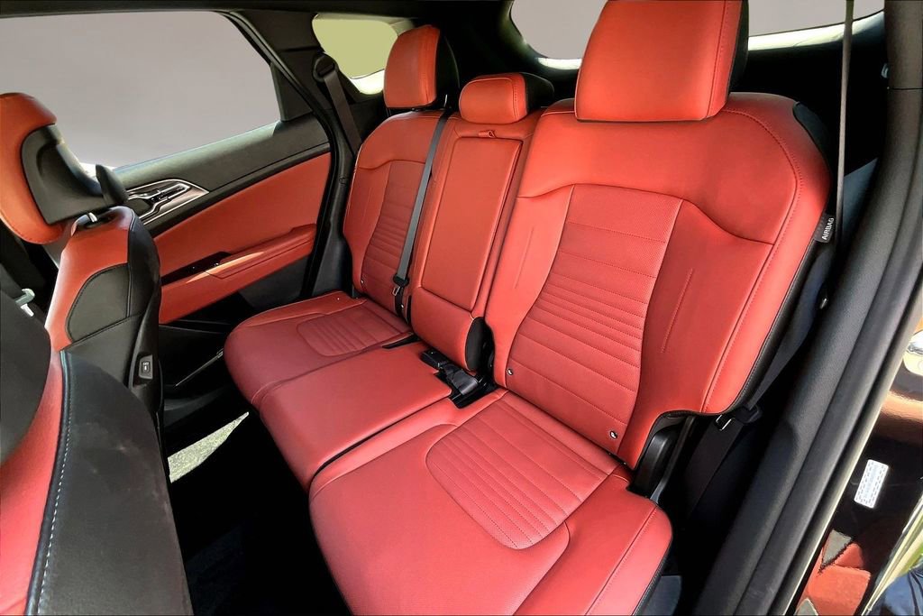 Certified 2025 Kia Sportage SX AWD/4WD image 21