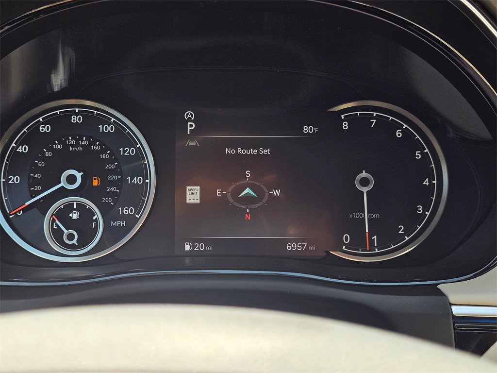 Used 2025 Genesis GV70 3.5T Sport w/ Sport Advanced Package image 31