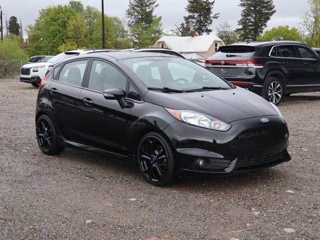 Used 2016 Ford Fiesta ST w/ ST Recaro Package FWD image 4