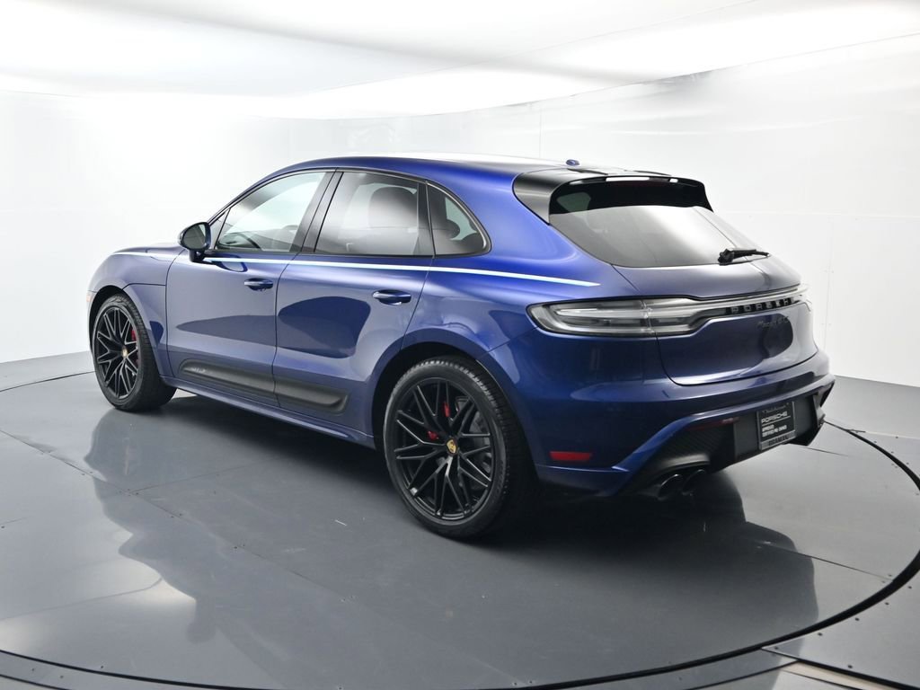 Certified 2022 Porsche Macan GTS AWD/4WD image 3
