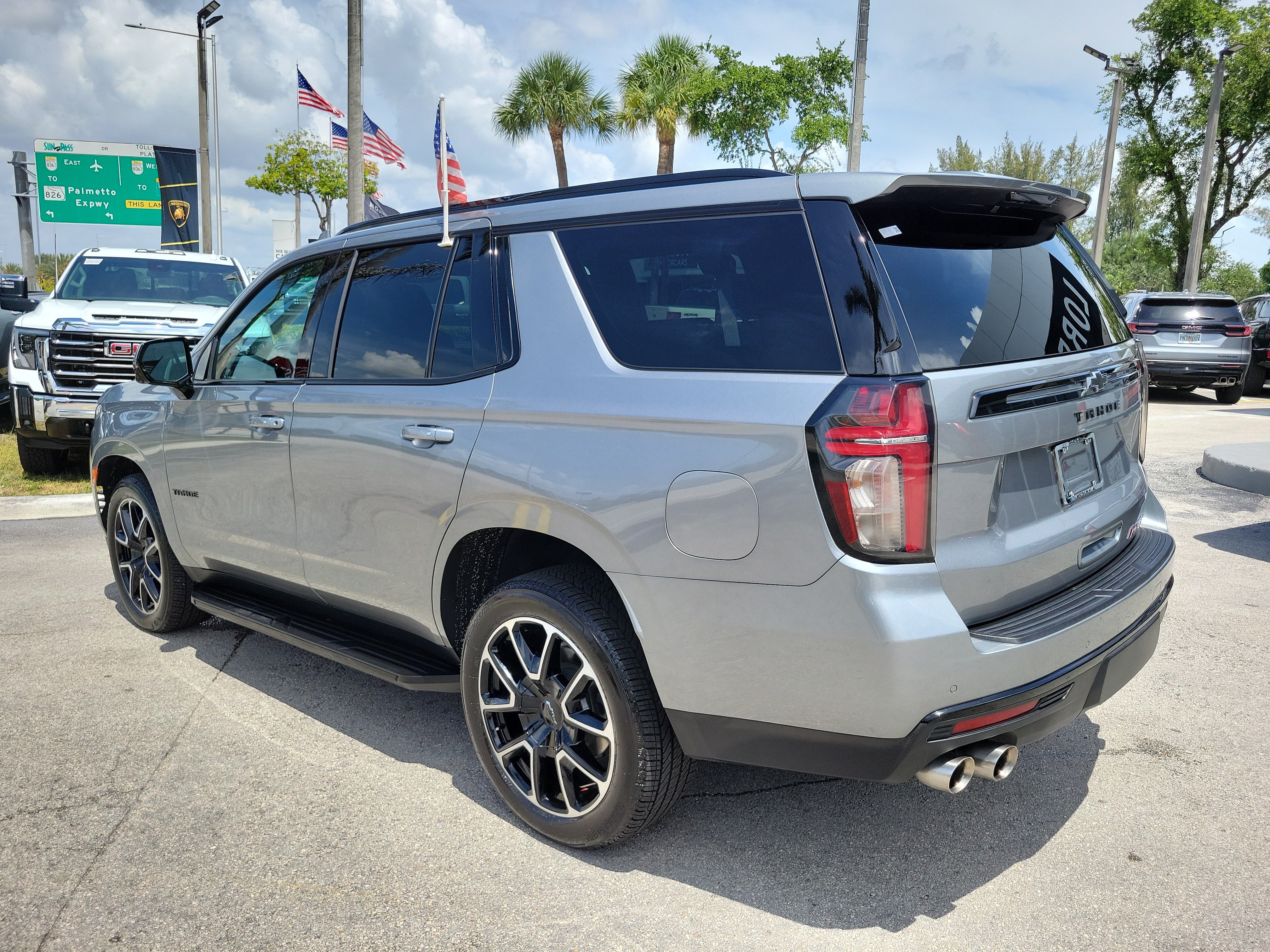 Used 2023 Chevrolet Tahoe RST w/ Sport Performance Package AWD/4WD image 7