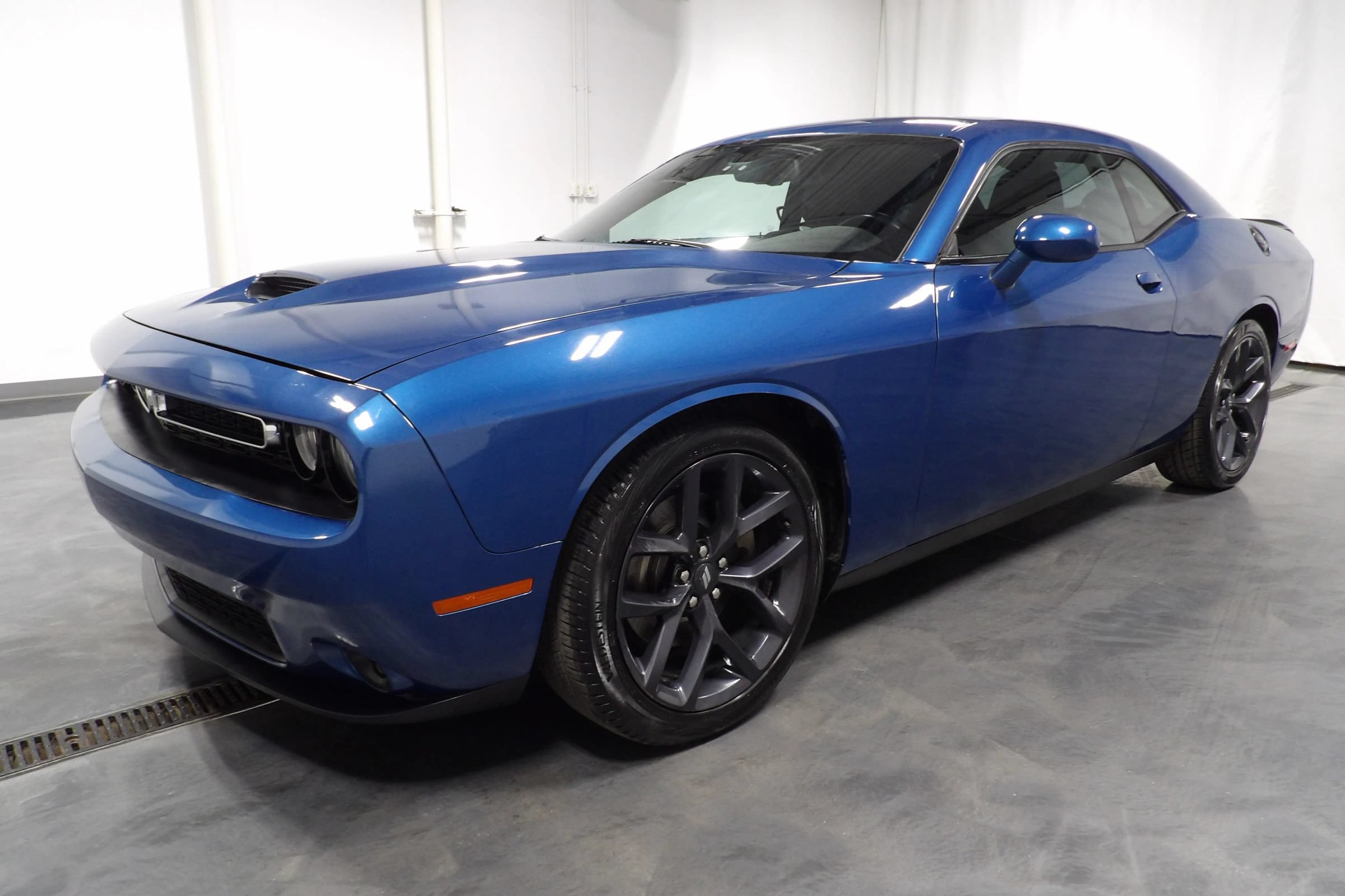 Used 2021 Dodge Challenger GT w/ Blacktop Package RWD image 5