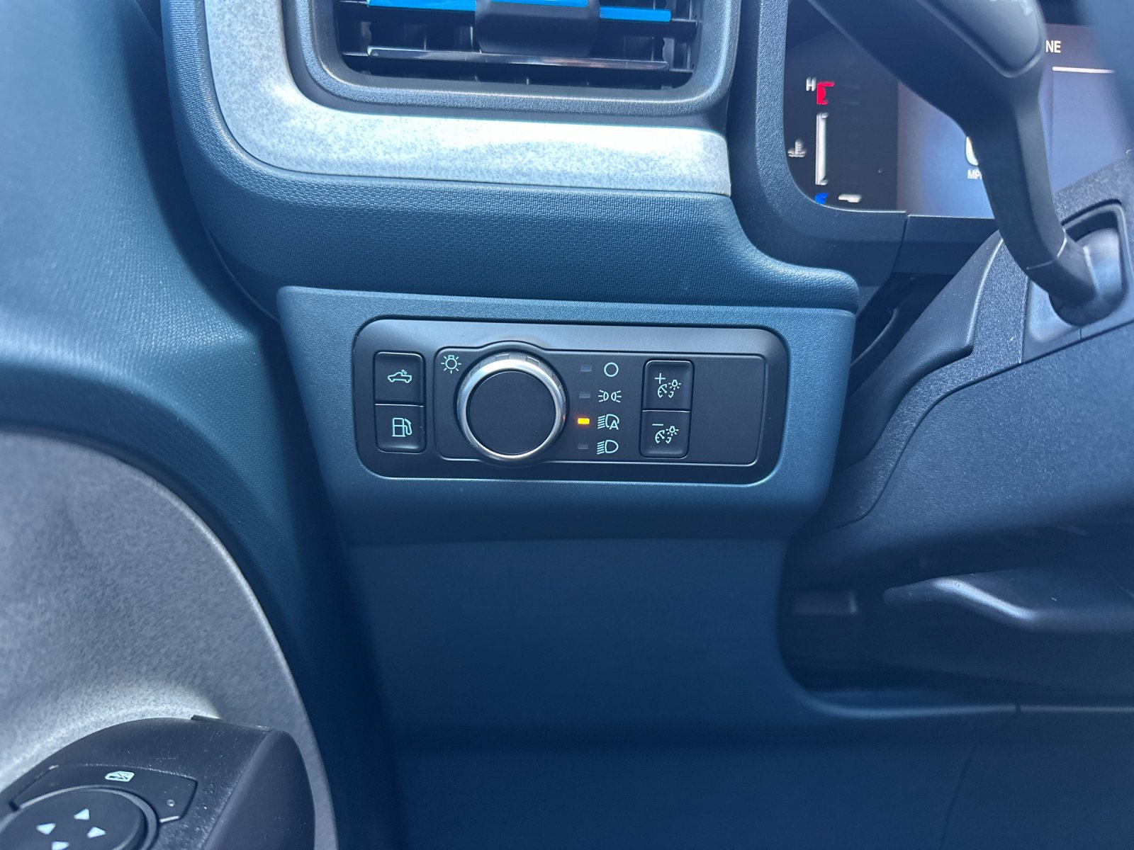 New 2026 Ford Maverick XLT FWD image 25