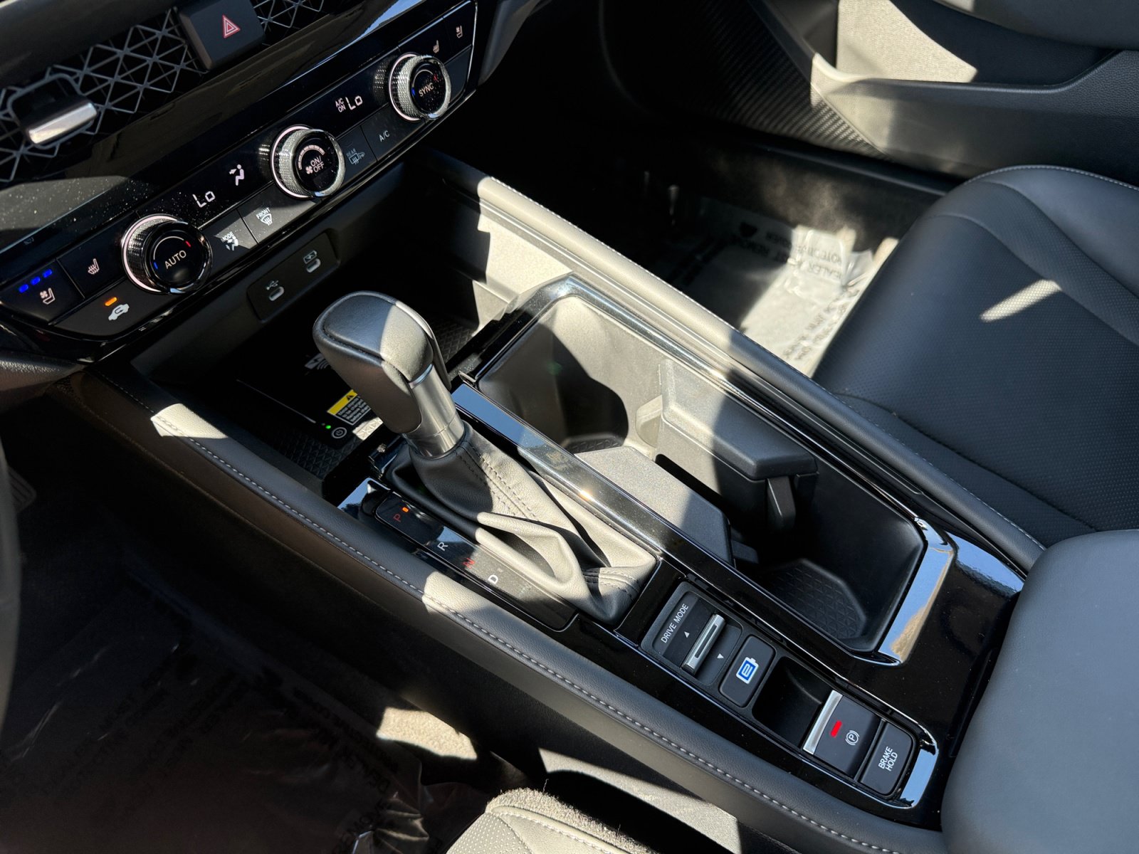 Used 2025 Honda Accord Touring image 13