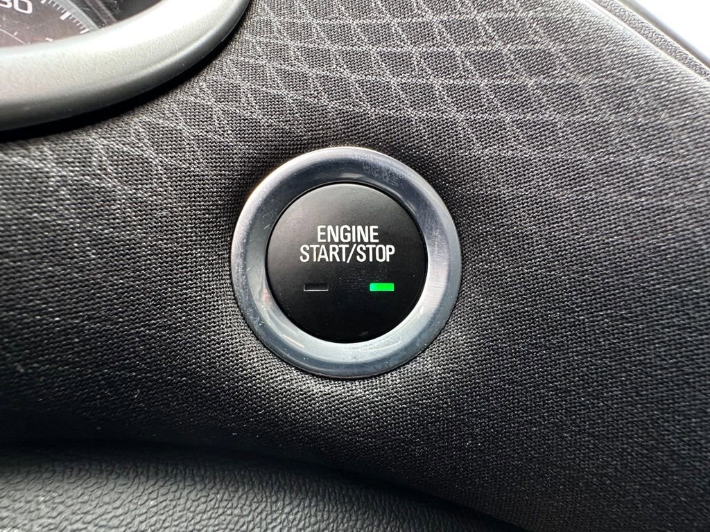 Used 2022 Chevrolet Malibu LS image 34