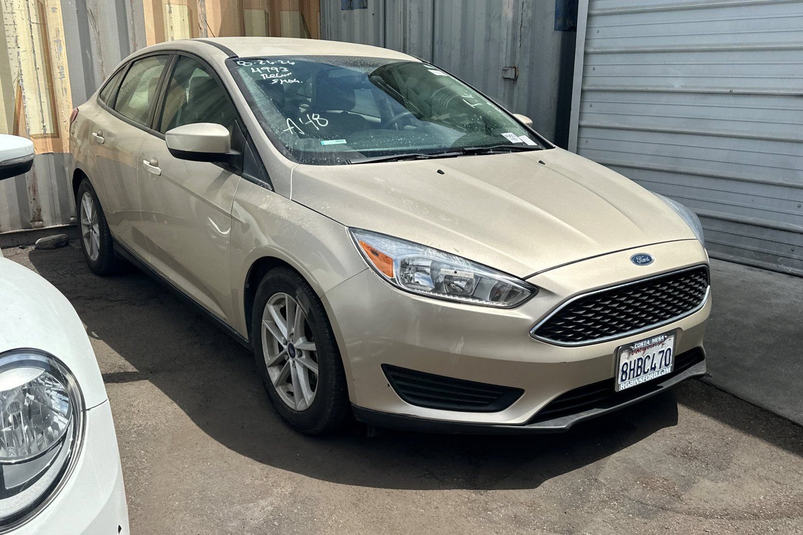 Used 2018 Ford Focus SE FWD image 2
