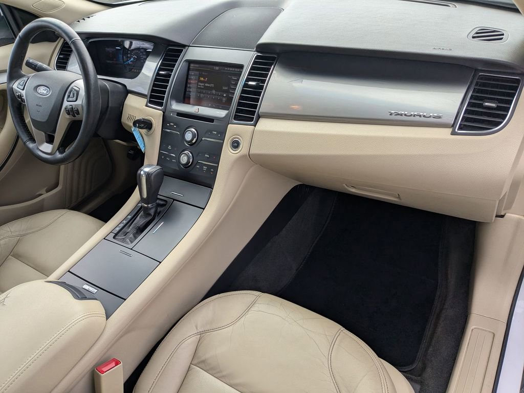 Used 2014 Ford Taurus SEL w/ Equipment Group 201A image 20