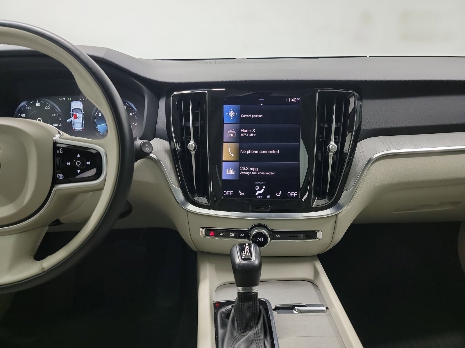 Used 2021 Volvo V60 T5 Cross Country image 20