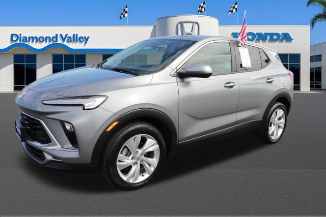 Used 2025 Buick Encore GX Preferred FWD image 3