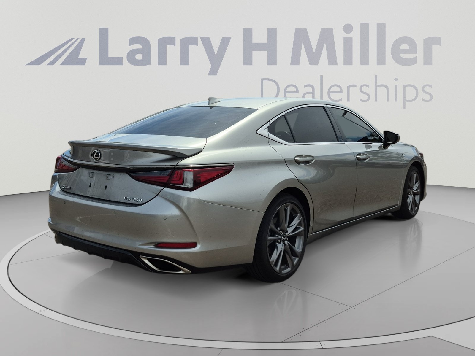 Used 2020 Lexus ES 350 F Sport w/ Accessory Package 2 FWD image 5