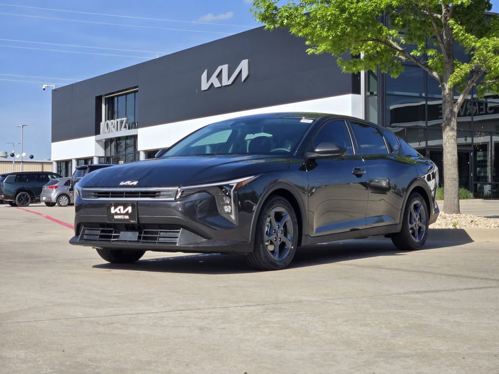 New 2026 Kia K4 FWD image 2