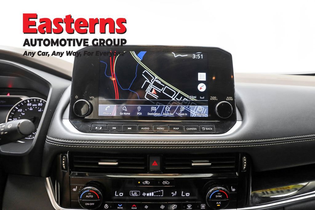 Used 2022 Nissan Rogue SL w/ SL Premium Package image 12