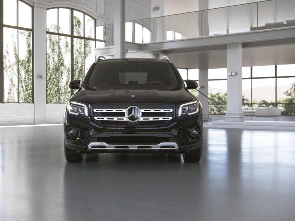 Certified 2022 Mercedes-Benz GLB 250 4MATIC image 8