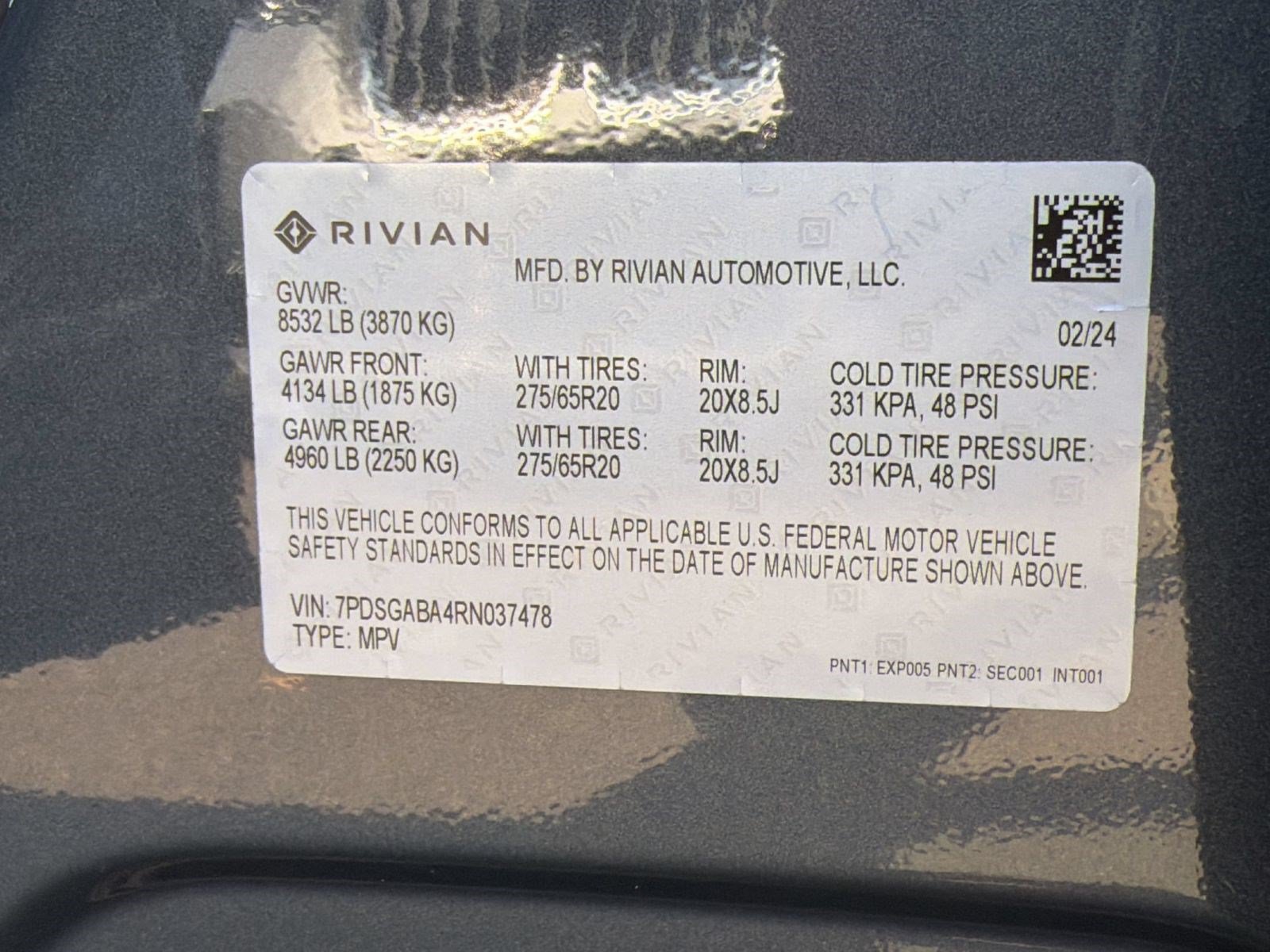 Used 2024 Rivian R1S Adventure AWD/4WD image 23