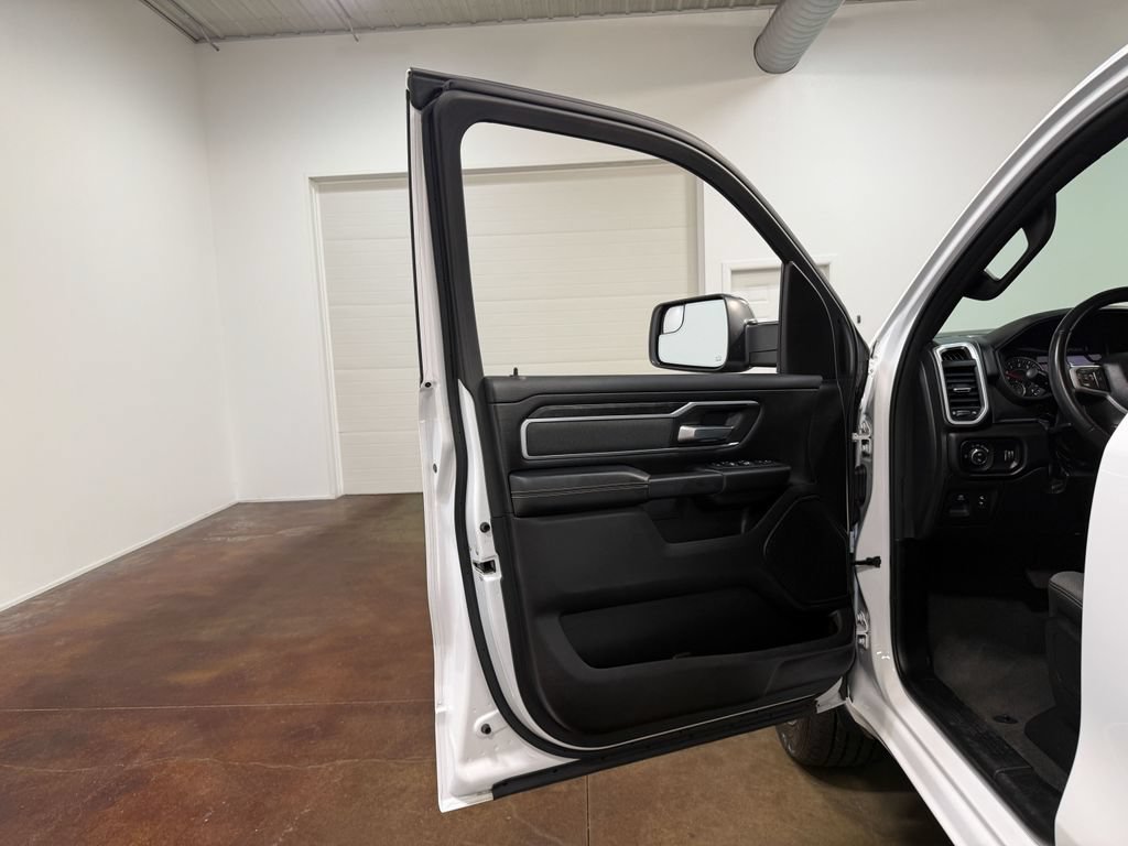 Used 2022 RAM 1500 Big Horn AWD/4WD image 58