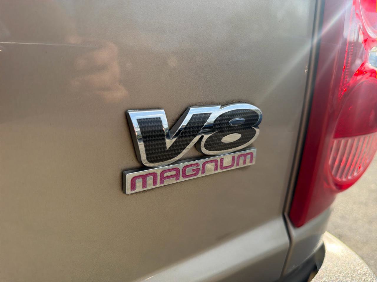 Used 2005 Dodge Dakota SLT image 8