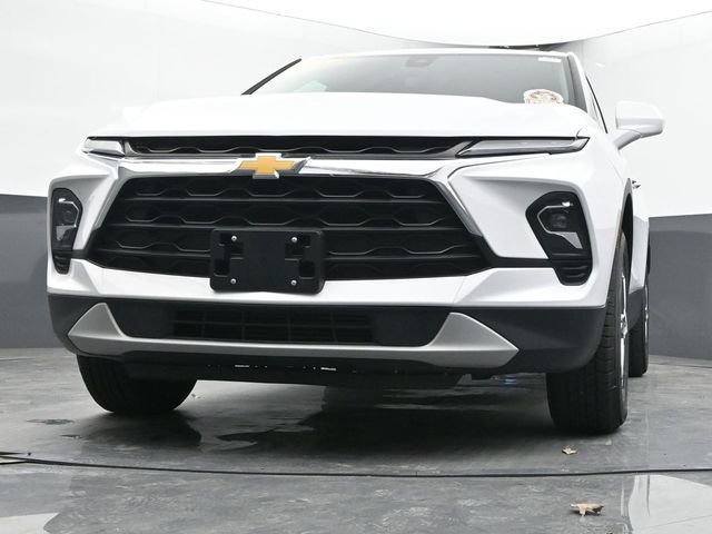 Used 2025 Chevrolet Blazer LT image 42