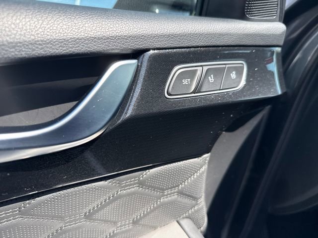 Used 2022 Hyundai Palisade Calligraphy image 11