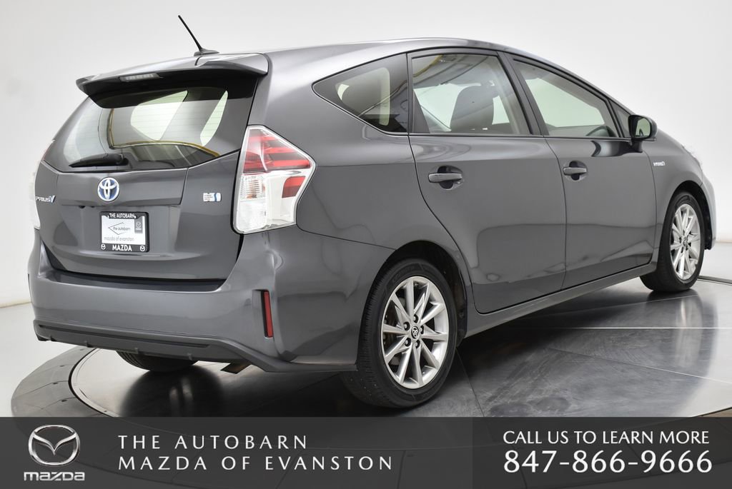 Used 2016 Toyota Prius V Five image 17