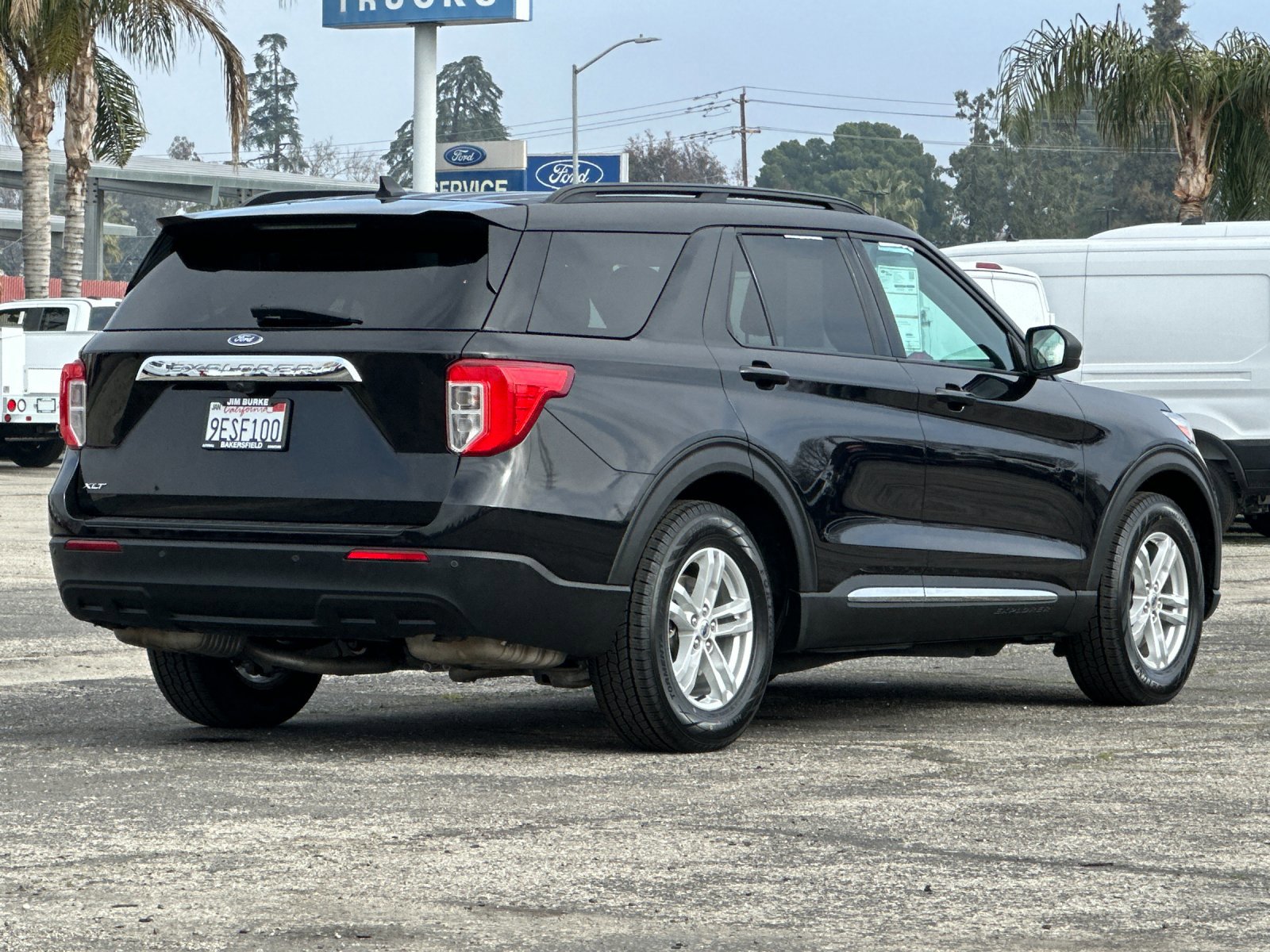 Certified 2022 Ford Explorer XLT image 4