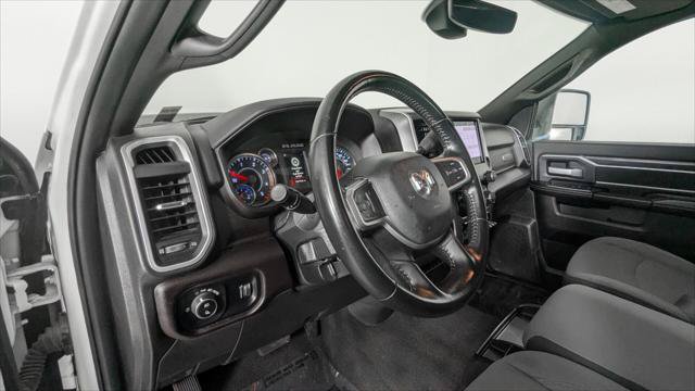 Used 2024 RAM 2500 Big Horn w/ Off Road Package AWD/4WD image 25