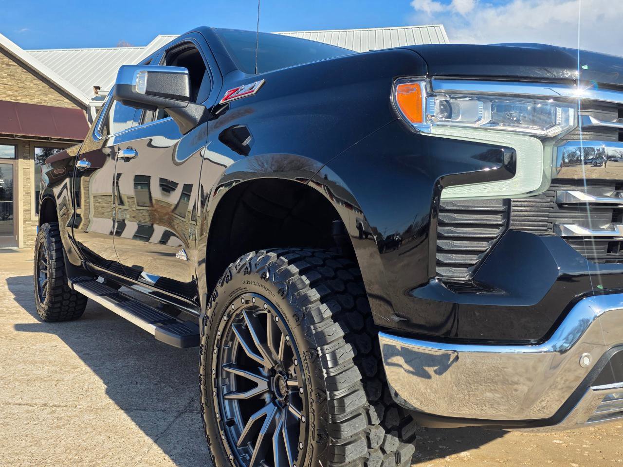 Used 2022 Chevrolet Silverado 1500 LTZ w/ LTZ Premium Package image 28