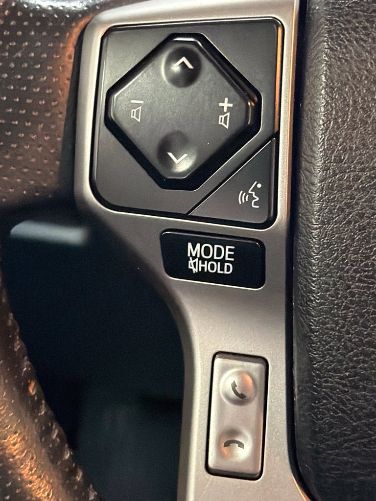 Used 2024 Toyota 4Runner Limited AWD/4WD image 22