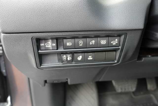 Used 2023 Toyota Tundra Limited w/ Power Package AWD/4WD image 24