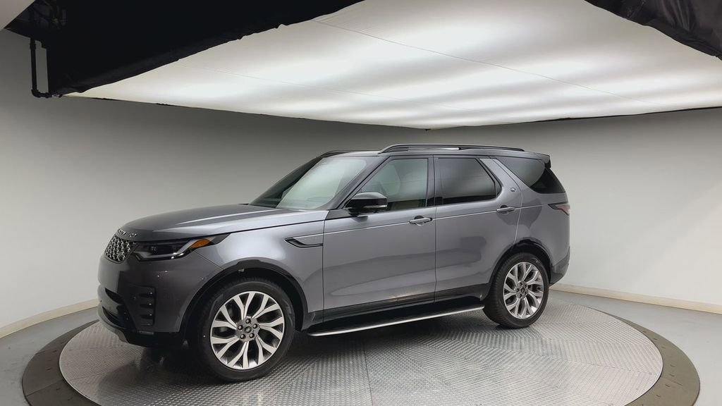 New 2026 Land Rover Discovery Limited Edition AWD/4WD image 6