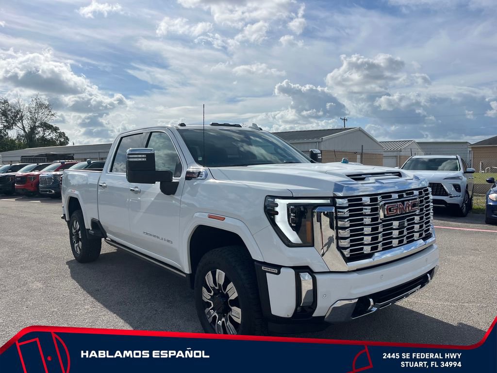 Used 2025 GMC Sierra 3500 Denali w/ Denali Reserve Package AWD/4WD image 2