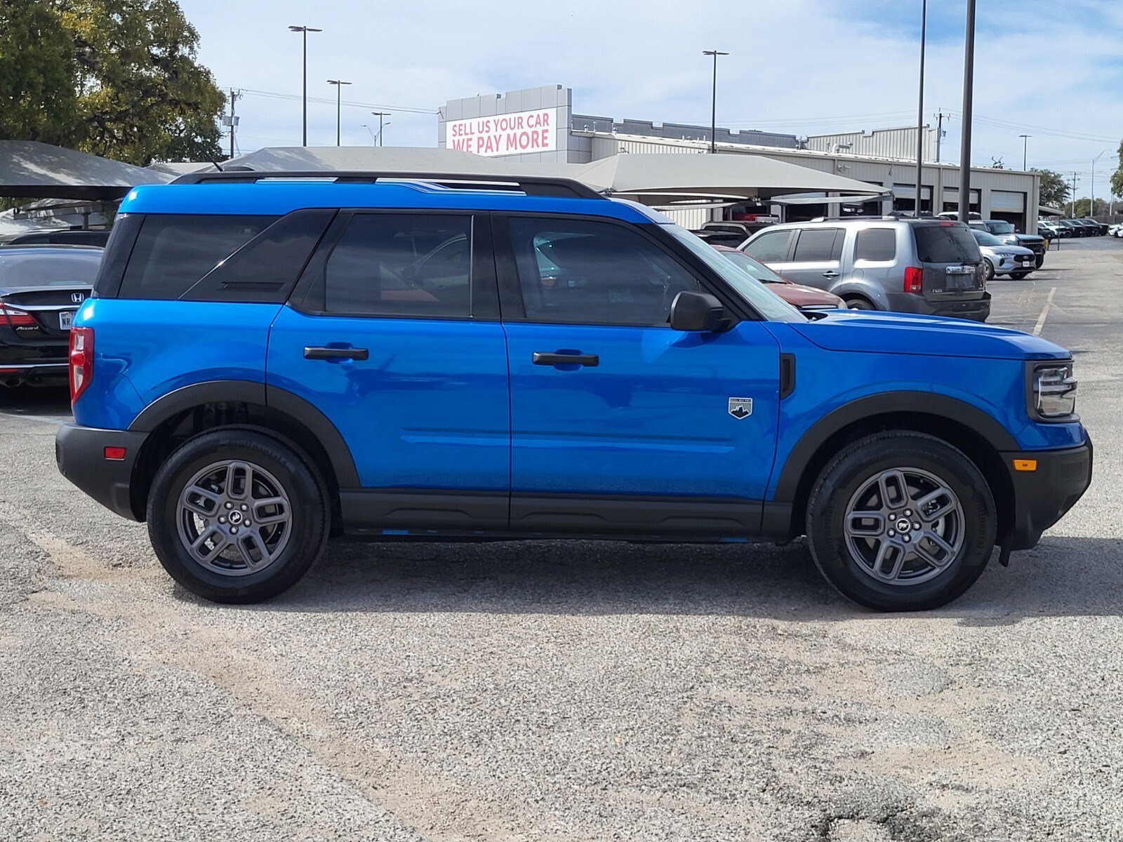 Used 2025 Ford Bronco Sport Big Bend w/ Convenience Package image 2