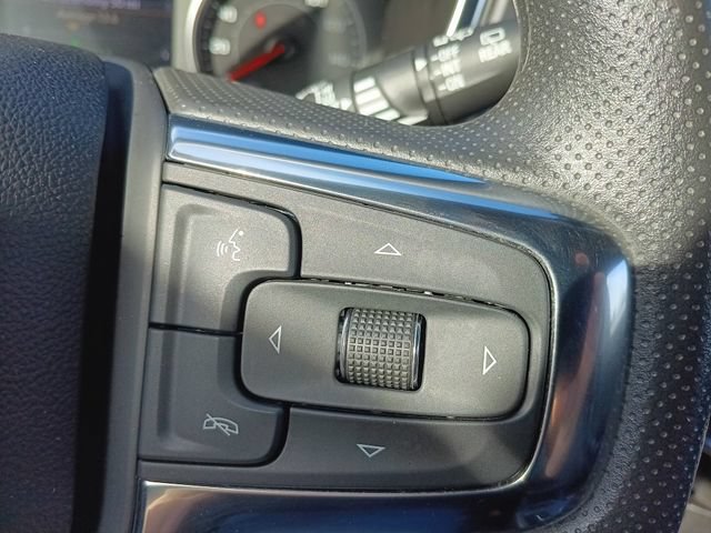 Used 2025 Chevrolet Blazer LT AWD/4WD image 6
