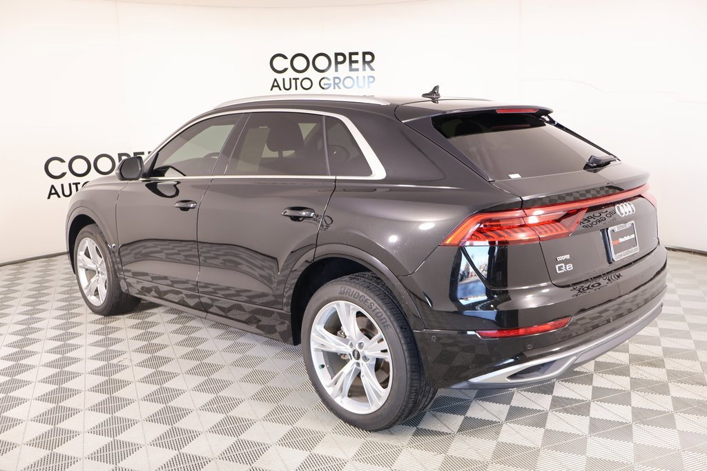 Used 2022 Audi Q8 Premium Plus w/ Premium Plus Package image 24