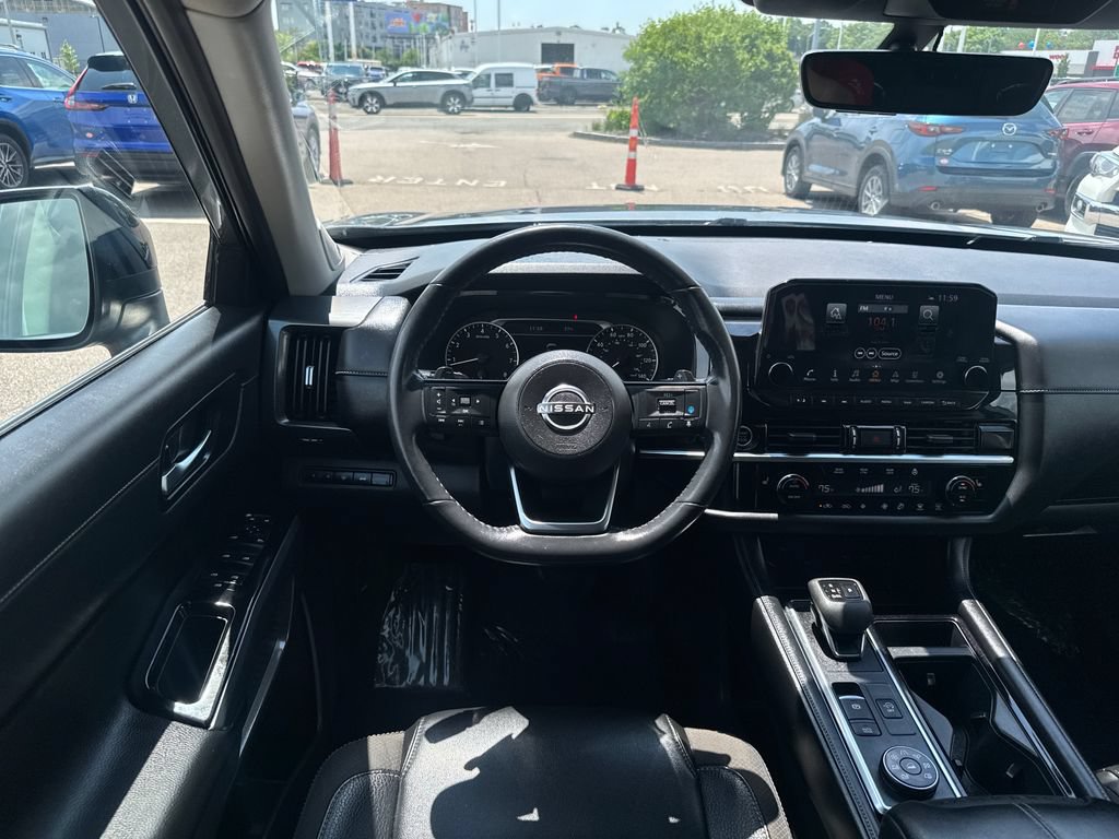 Used 2023 Nissan Pathfinder SL w/ SL Premium Package AWD/4WD image 15