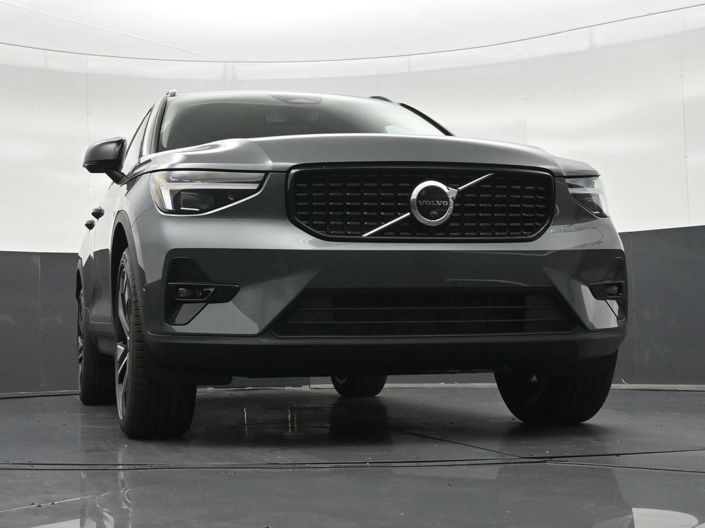 New 2026 Volvo XC40 B5 Plus w/ Climate Package AWD/4WD image 27
