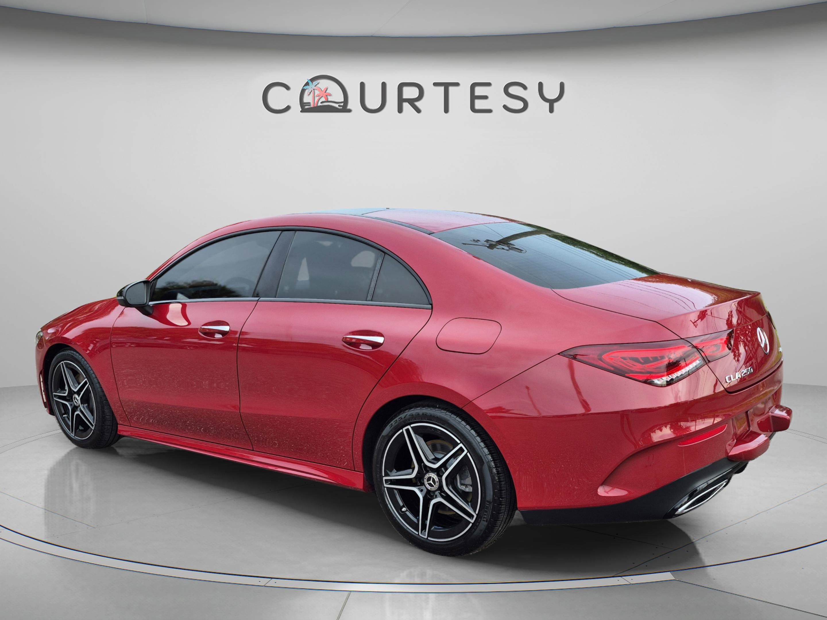 Used 2023 Mercedes-Benz CLA 250 4MATIC image 5
