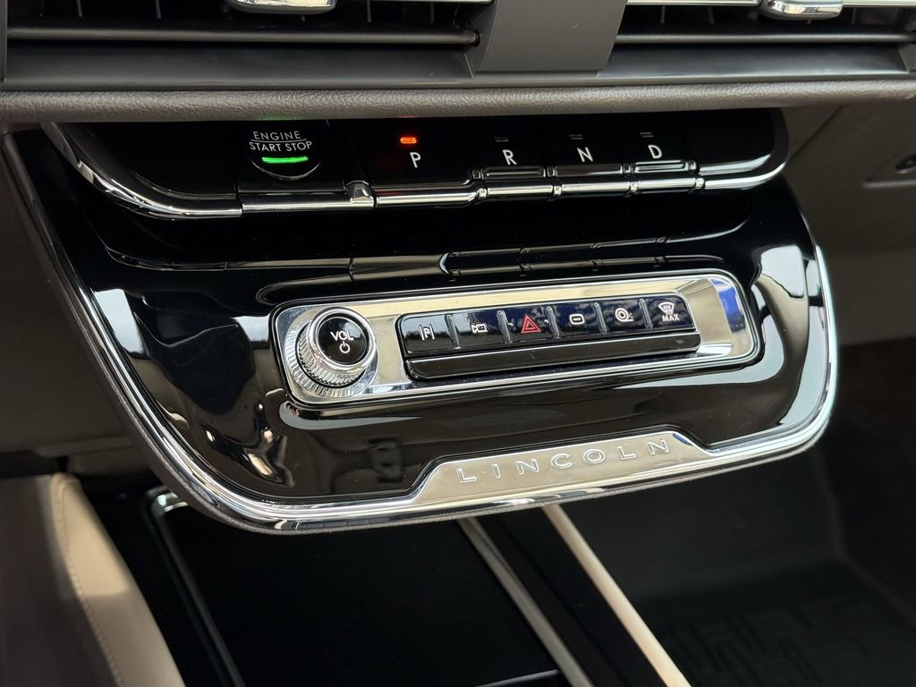 Used 2023 Lincoln Corsair Grand Touring w/ Equipment Group 301A image 26