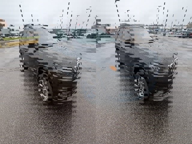 Used 2022 Jeep Cherokee Latitude Lux