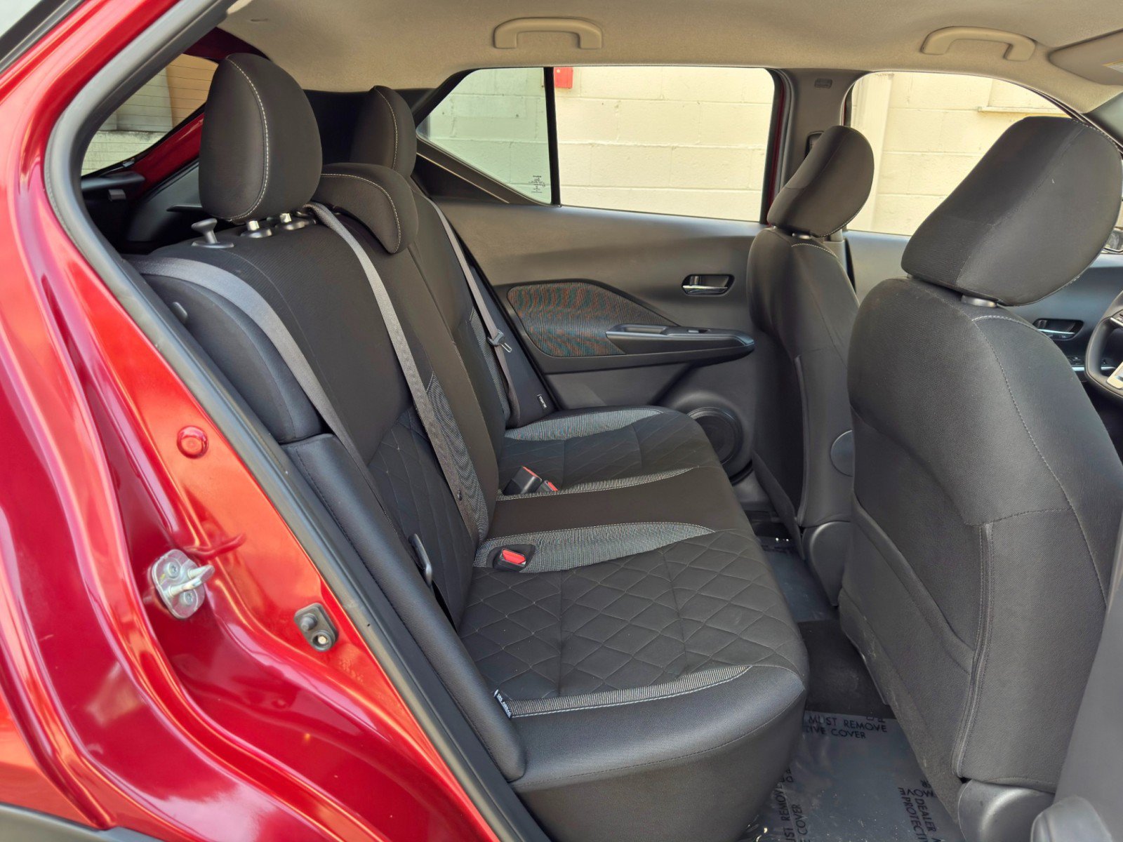 Used 2020 Nissan Kicks SV FWD image 33