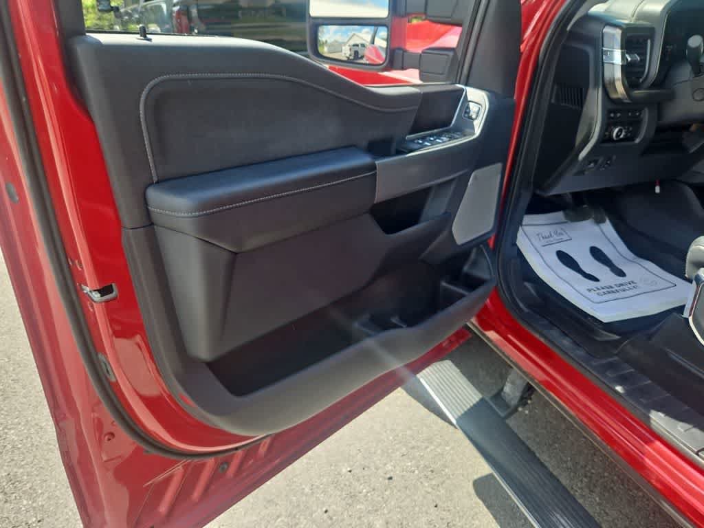Used 2023 Ford F250 Lariat w/ Lariat Ultimate Package AWD/4WD image 9
